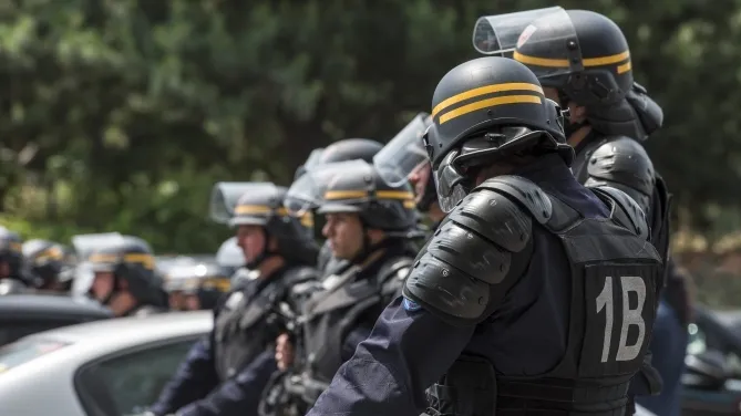 Policía: Tour de Francia 